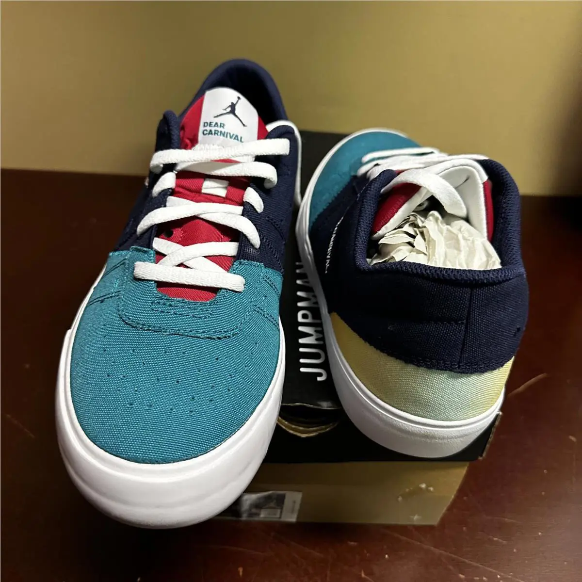 Nike shoes - Blue 2
