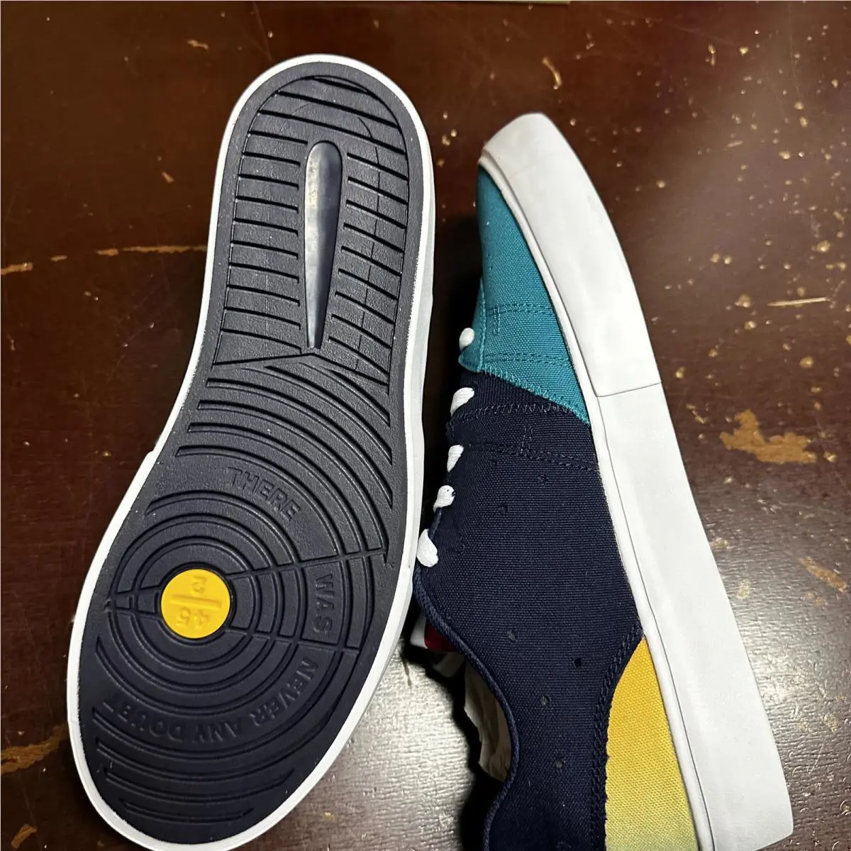 Nike shoes - Blue 3