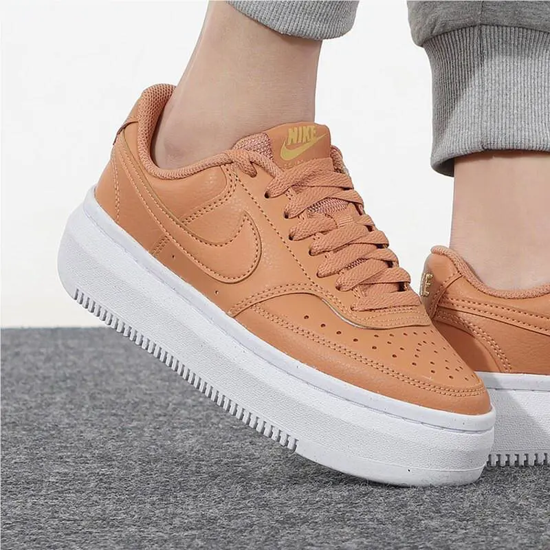 Nike shoes - LT Cognac/White - DM0113-200 0