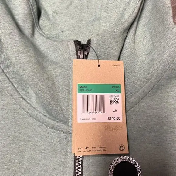 Nike clothing - Green 3