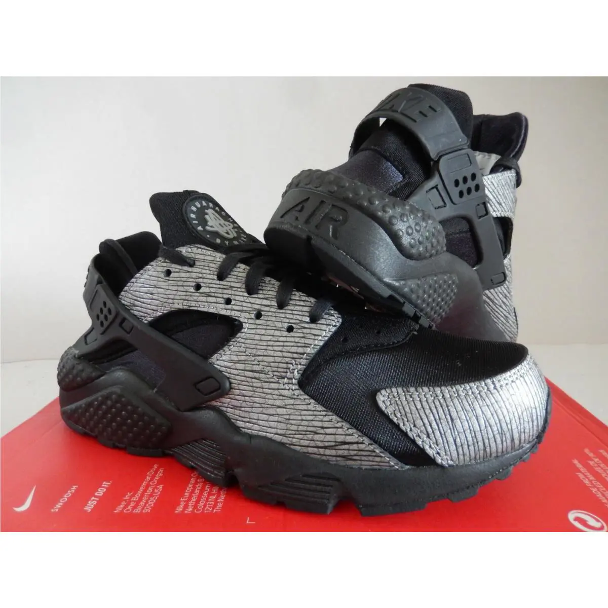 Nike shoes - Nike Air Huarache Run - Air Huarache Run - 683818-003 - Black (UPC: 888409680814) 0