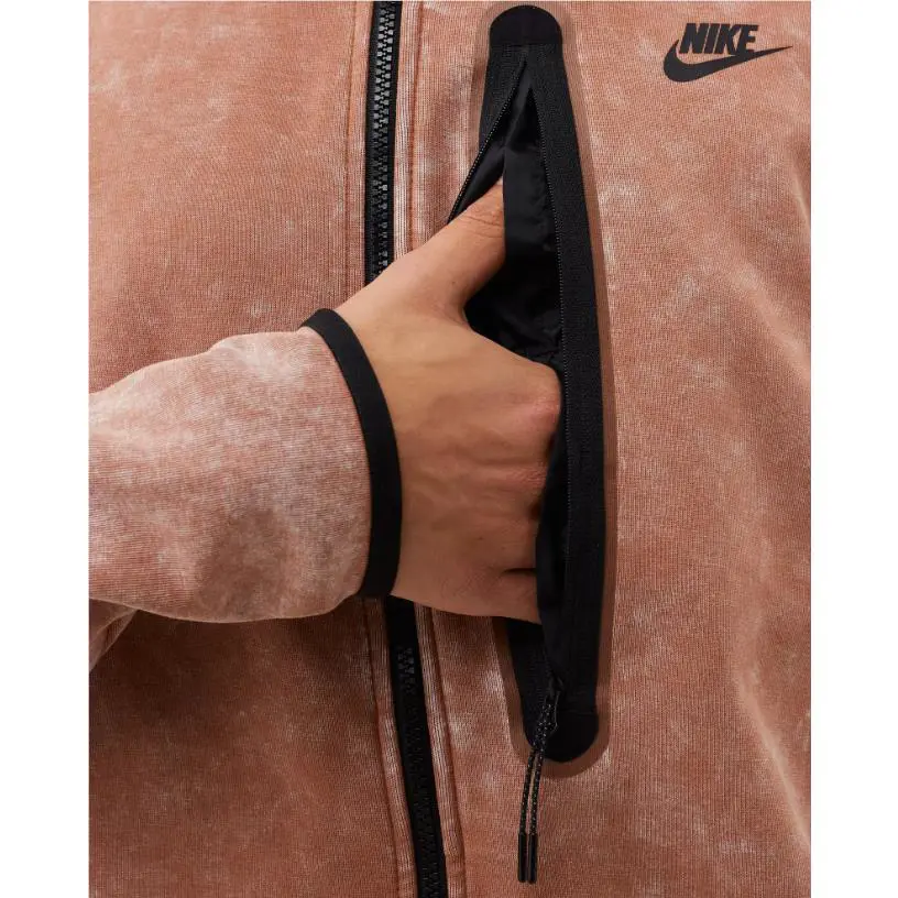 Nike clothing - Brown (UPC: 195868489385) 2
