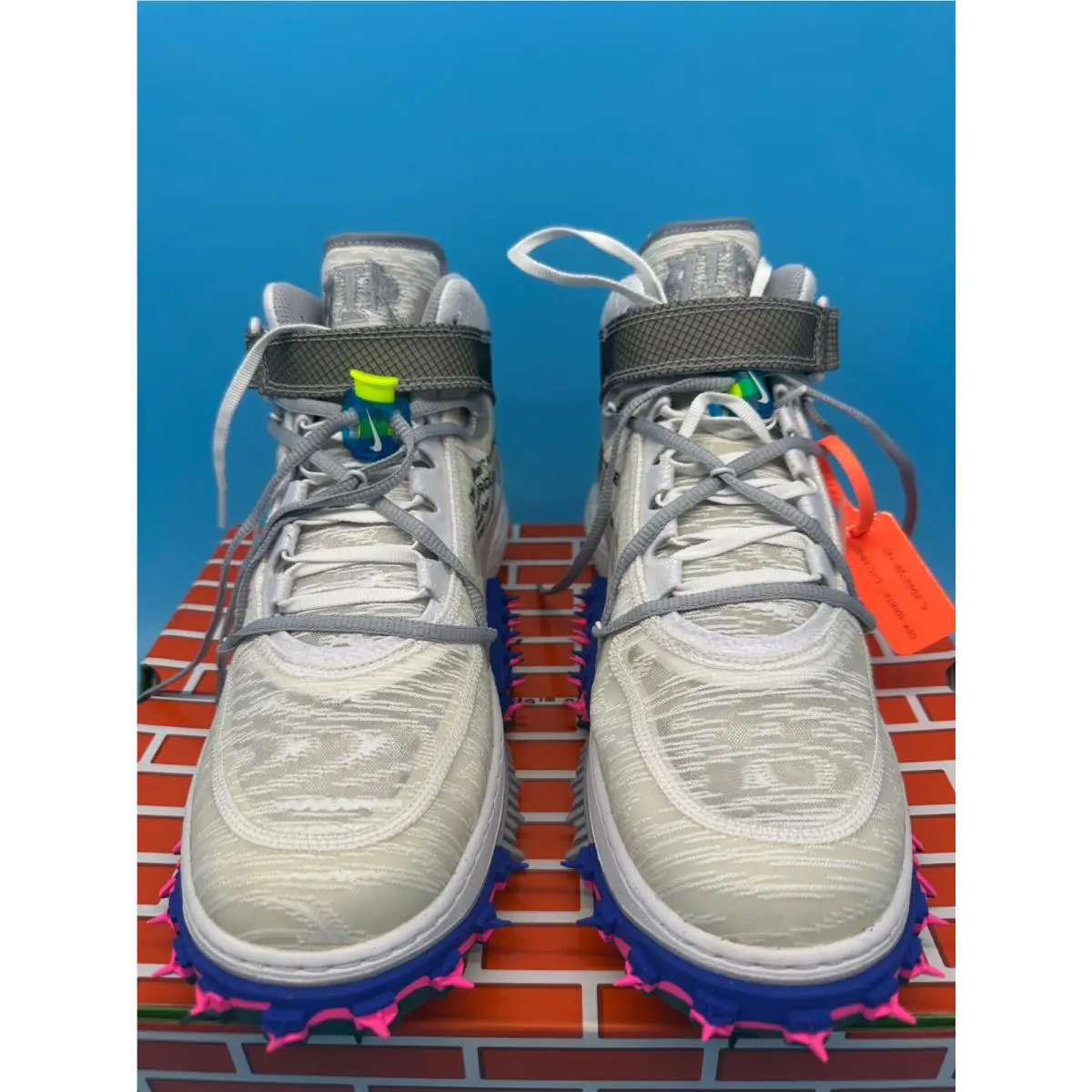 Nike shoes - D06290100 - D06290-100 - White (UPC: 195869005065) 1