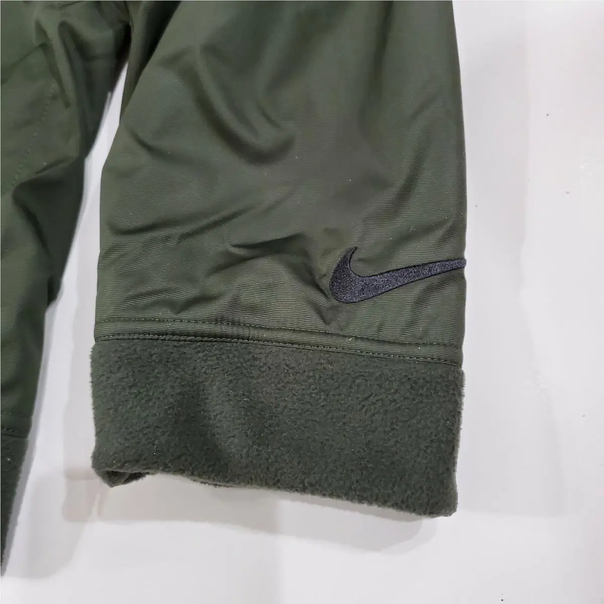 Nike clothing - Nike LeBron James - LeBron James - Green (UPC: 191886524848) 1