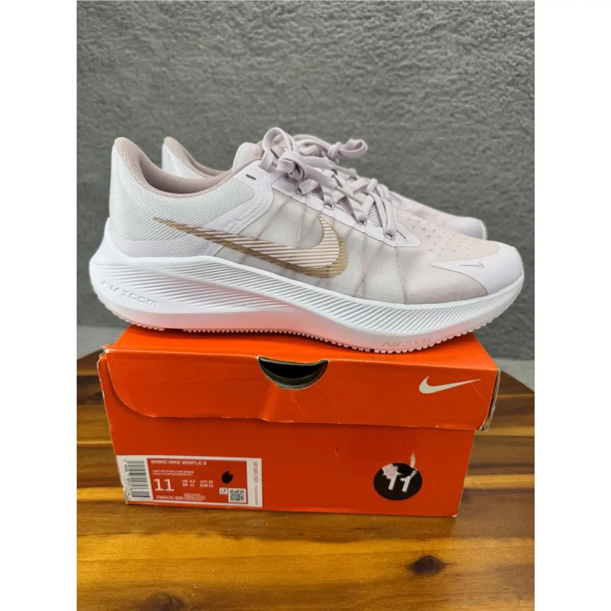 Nike Women`s Winflo 8 Running Shoes Size 11 Air Zoom Pink Metallic Sneakers