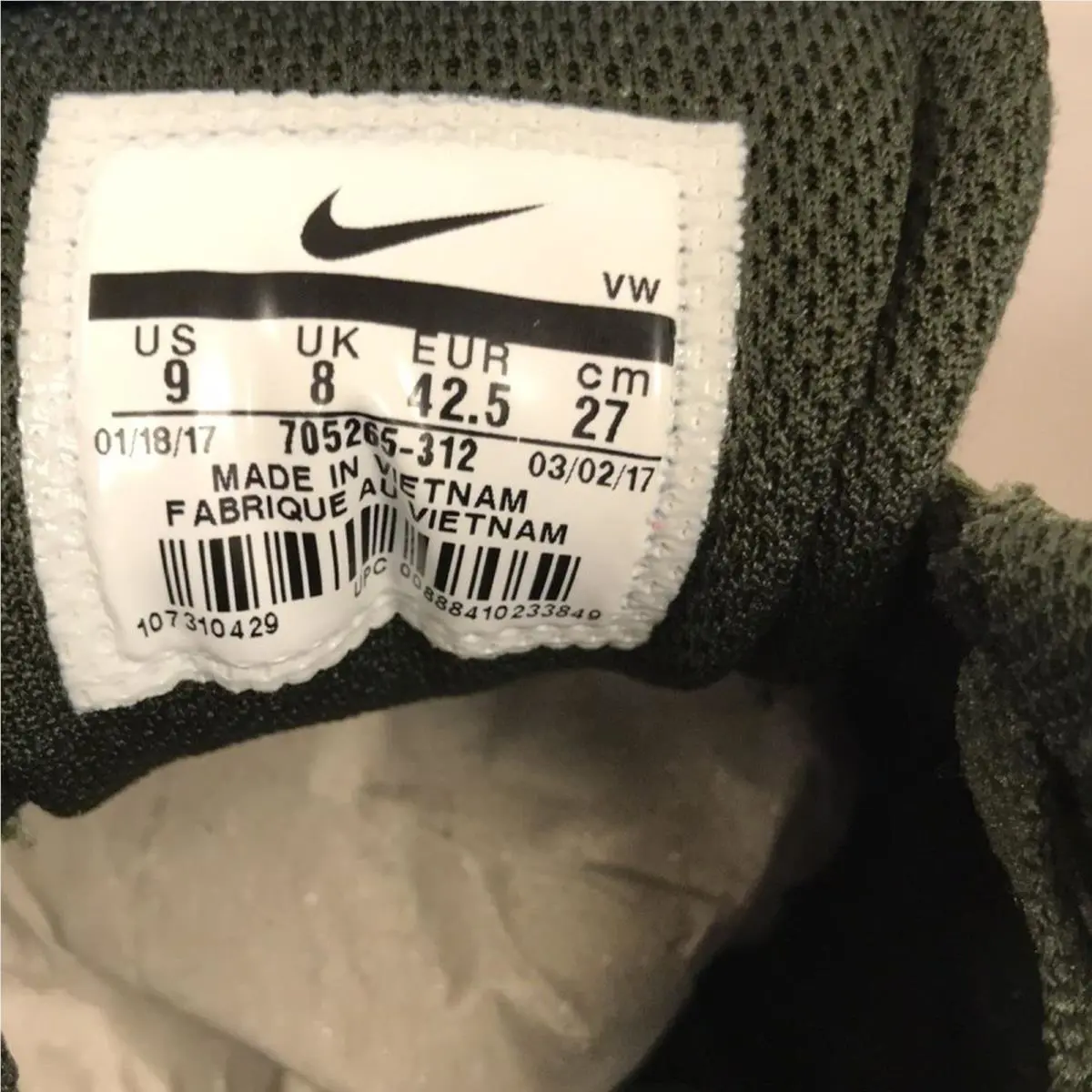 Nike shoes - Green 3