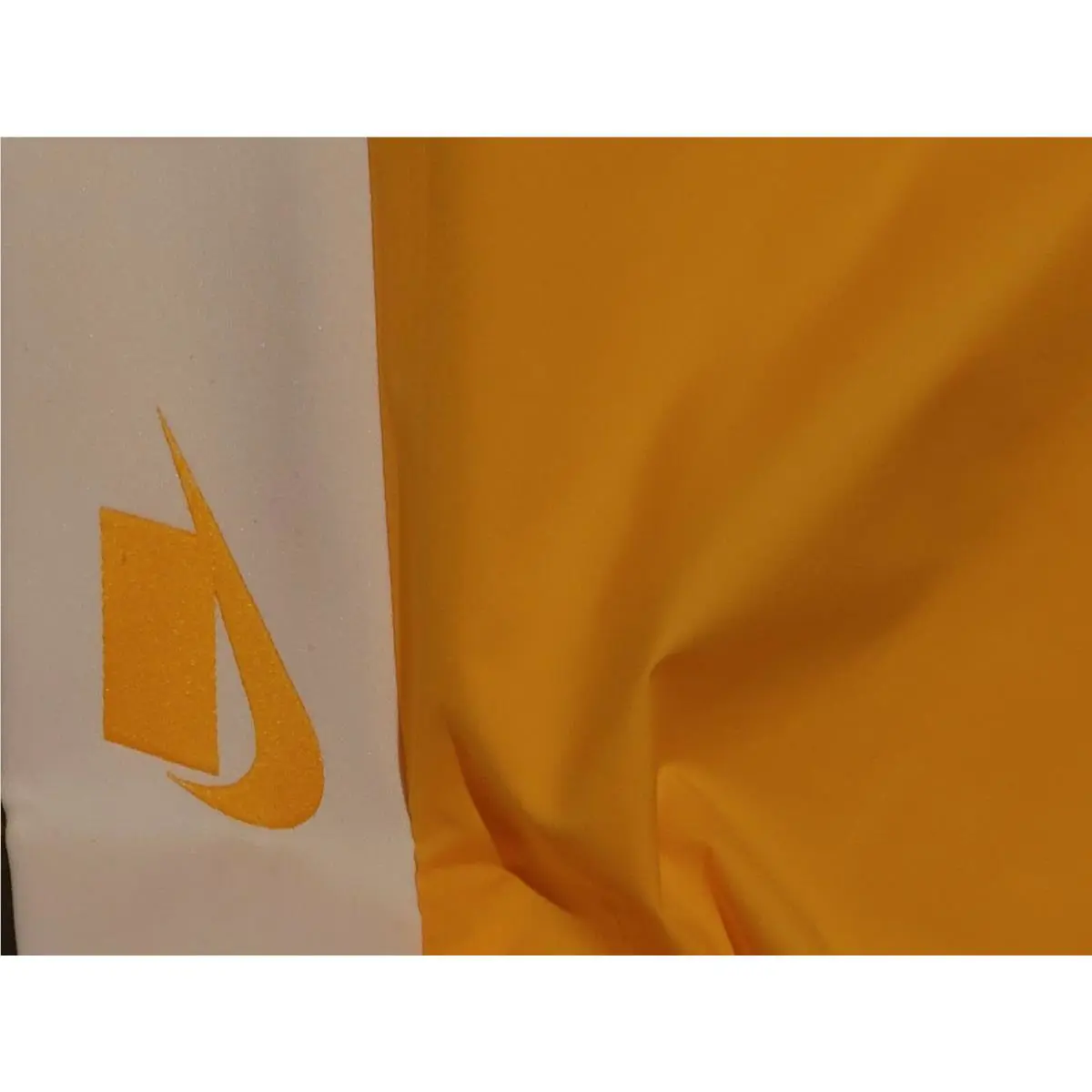 Nike clothing - Nike - Orange 2