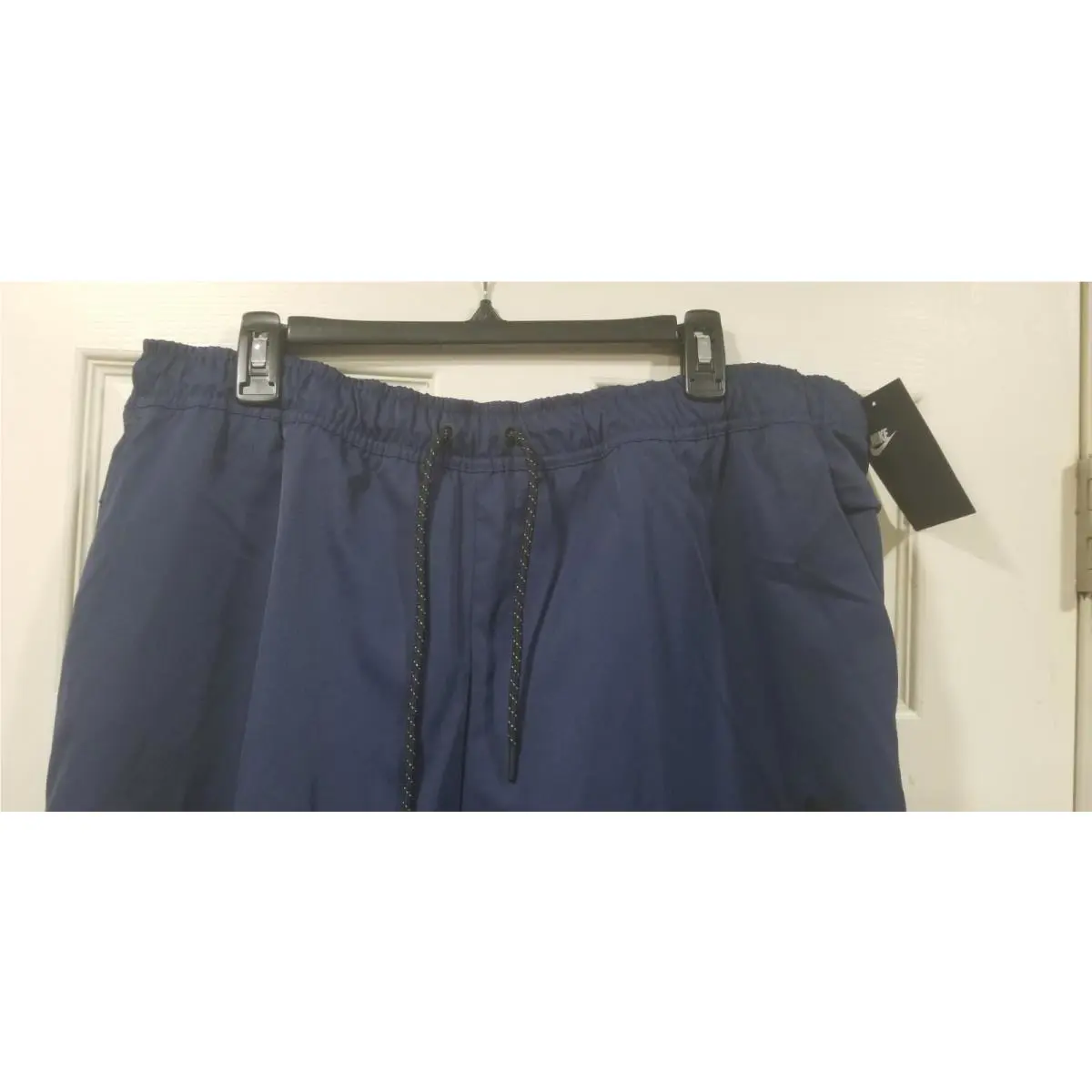 Nike clothing - Woven Tech - Woven Tech - Blue, Manufacturer: Deep Royal Blue/Black (UPC: 194502952346) 1