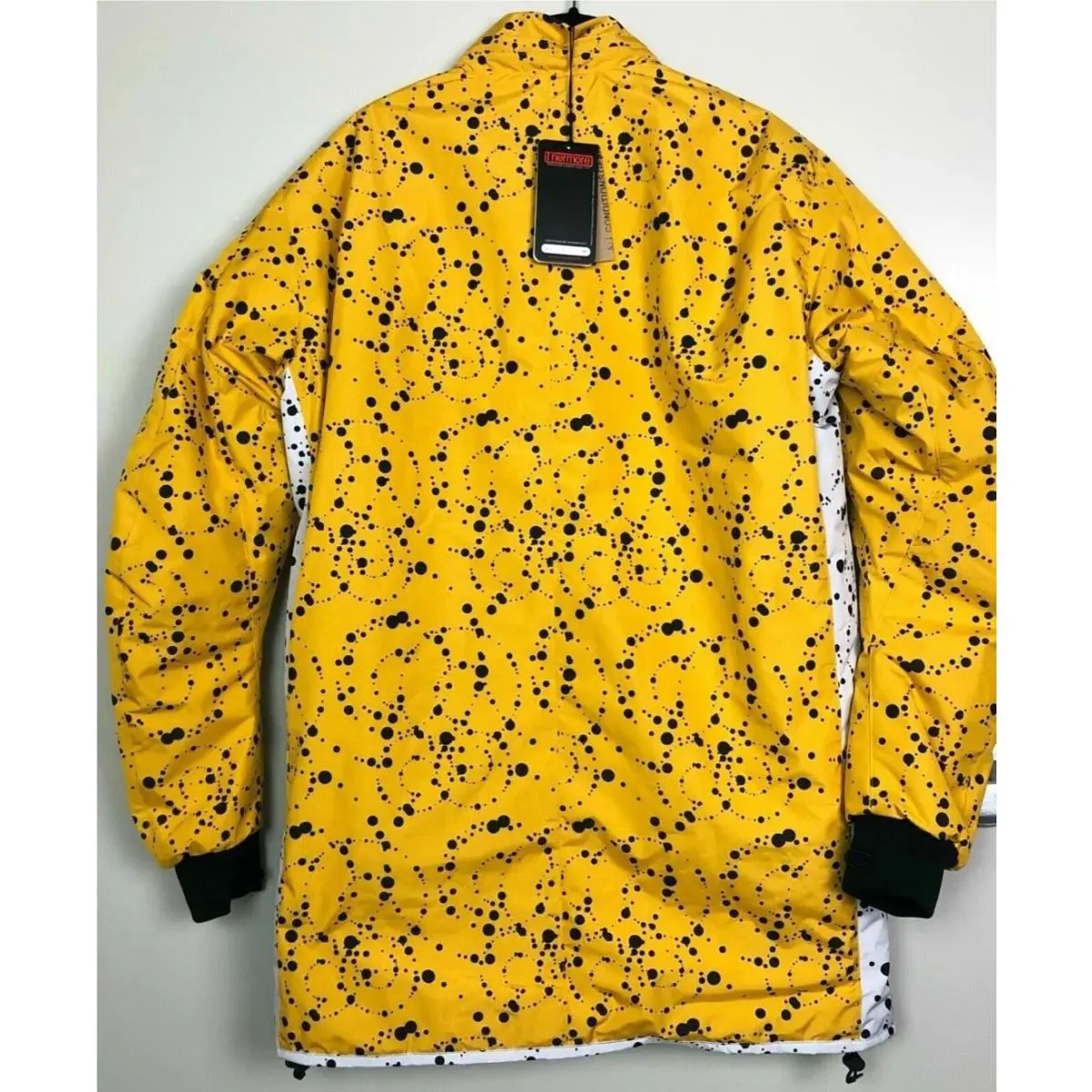 Nike clothing - Nike ACG Insulated Jacket - ACG Insulated Jacket - White/Yellow-Black (UPC: 884776903488) 1