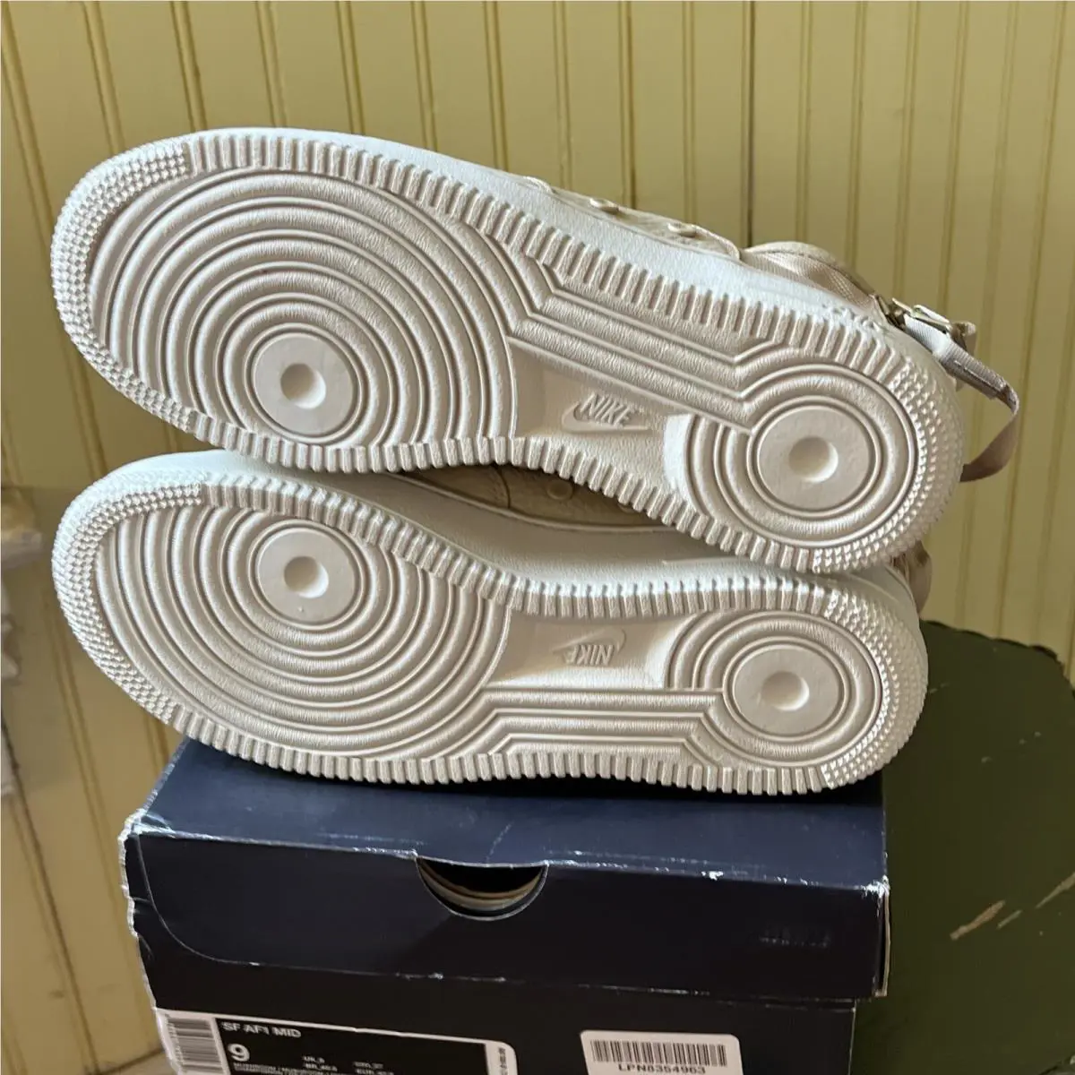 Nike shoes - Nike Air Force 1 - Air Force - Mushroom beige tan 4