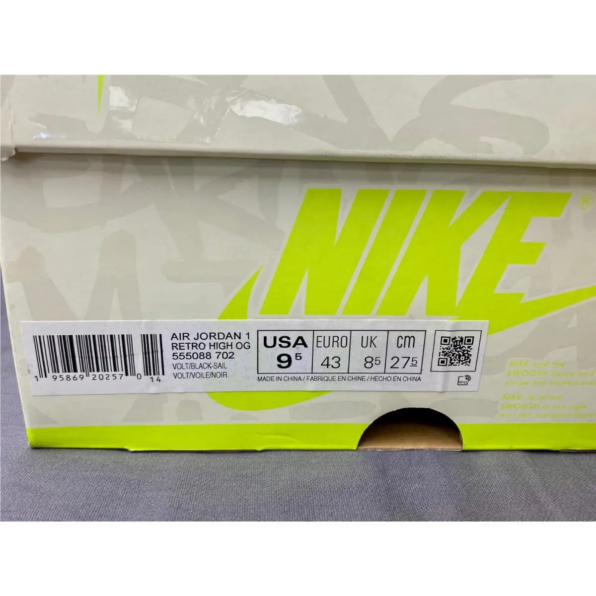 Nike shoes - Air Jordan 1 - Air - 555088702 - Multicolor (UPC: 0195869202570) 5