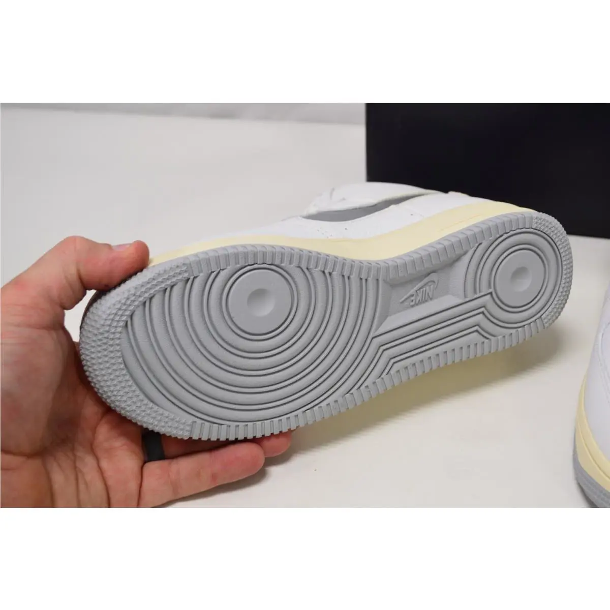 Nike shoes - White 5