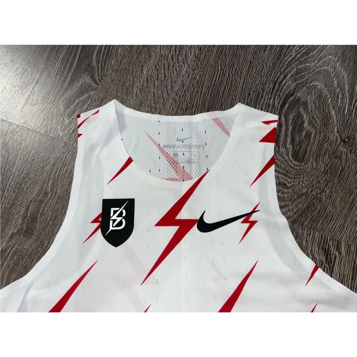 Nike clothing - Multi-Color (UPC: 194275980607) 1