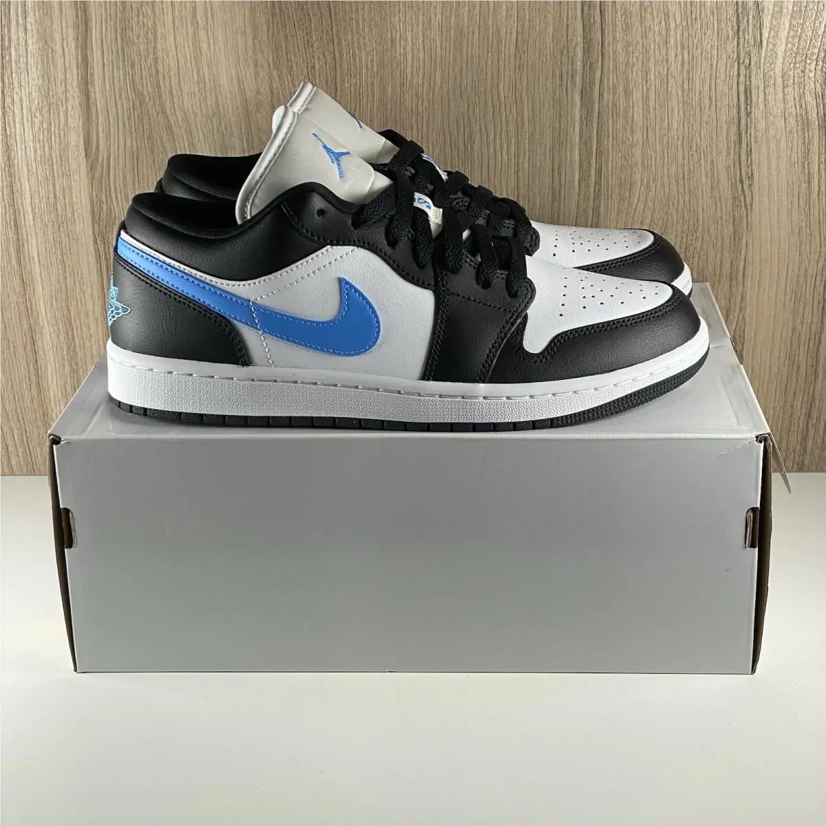 Nike shoes - Air Jordan 1 - Air - Dc0774-041 - White 9