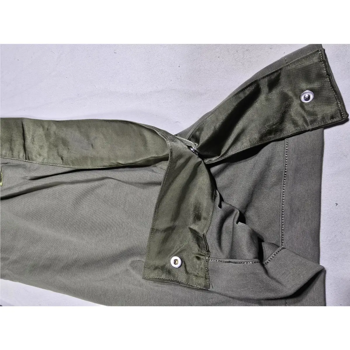Nike clothing - Nike Dri-Fit Devin Booker Tear Away Pants - HJ3899-222 - Medium Olive (UPC: 197859462735) 3