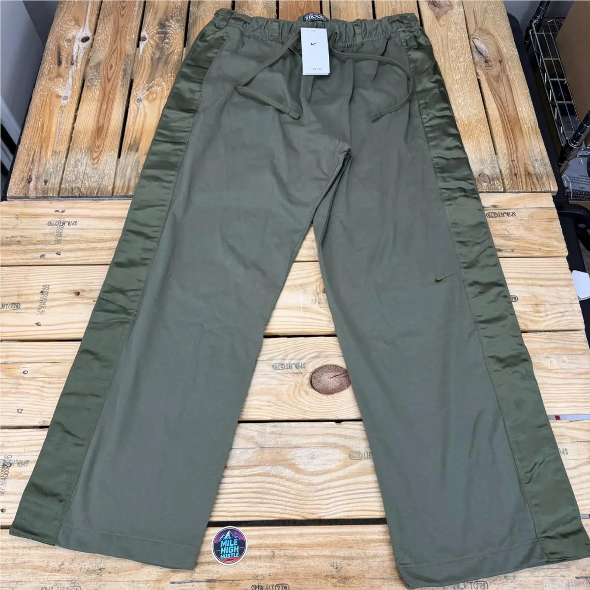 Nike clothing - Nike Dri-Fit Devin Booker Tear Away Pants - HJ3899-222 HJ3899222 - Green 0