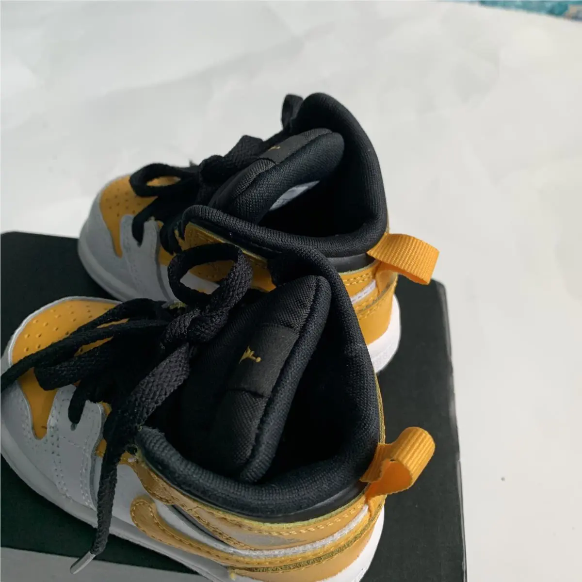 Nike shoes - Royale - Royale - Gold 2