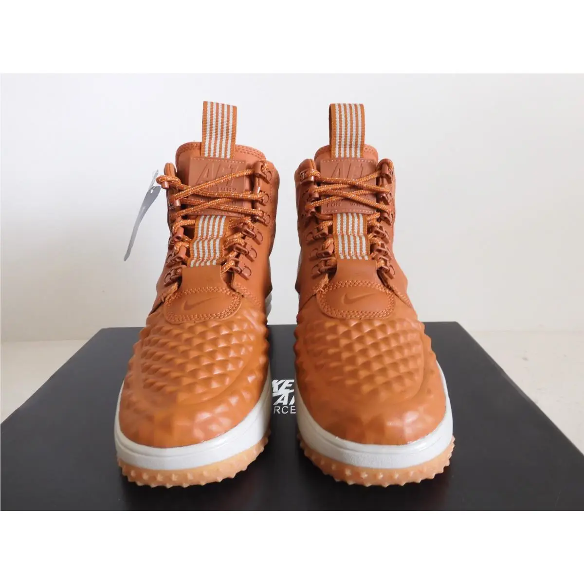 Nike shoes - Nike Lunar Force 1 Duckboot - Brown (UPC: 823229252179) 1