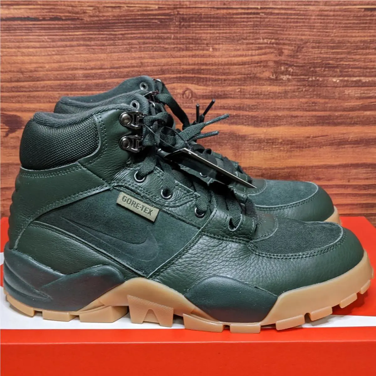Nike Rhyodomo Gtx Gore-tex Men`s 8 Olive Green Gum Leather Boots CQ0186-300