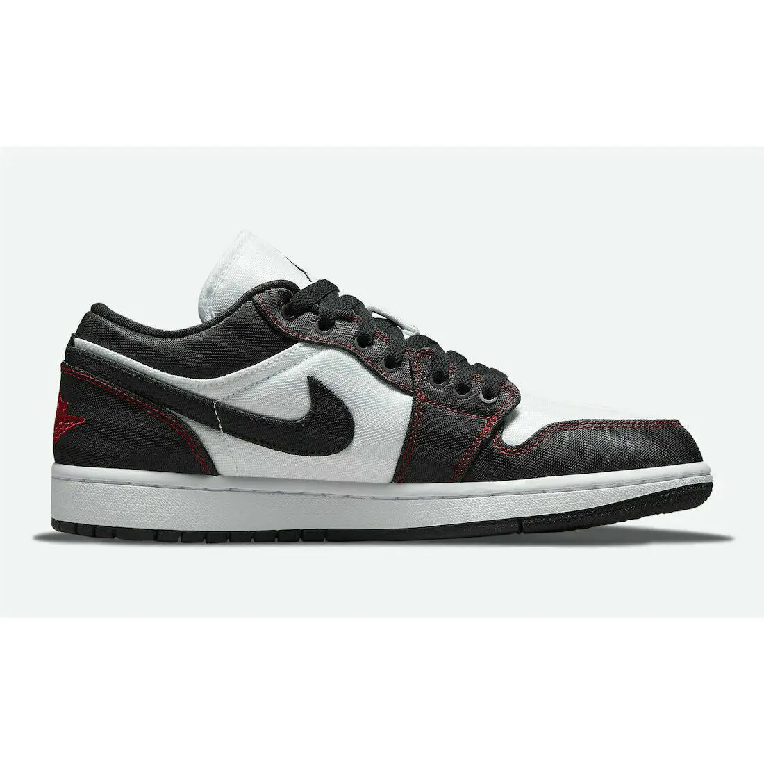 Nike shoes - Air Jordan 1 SE Low - DD9337 106 - Black 2