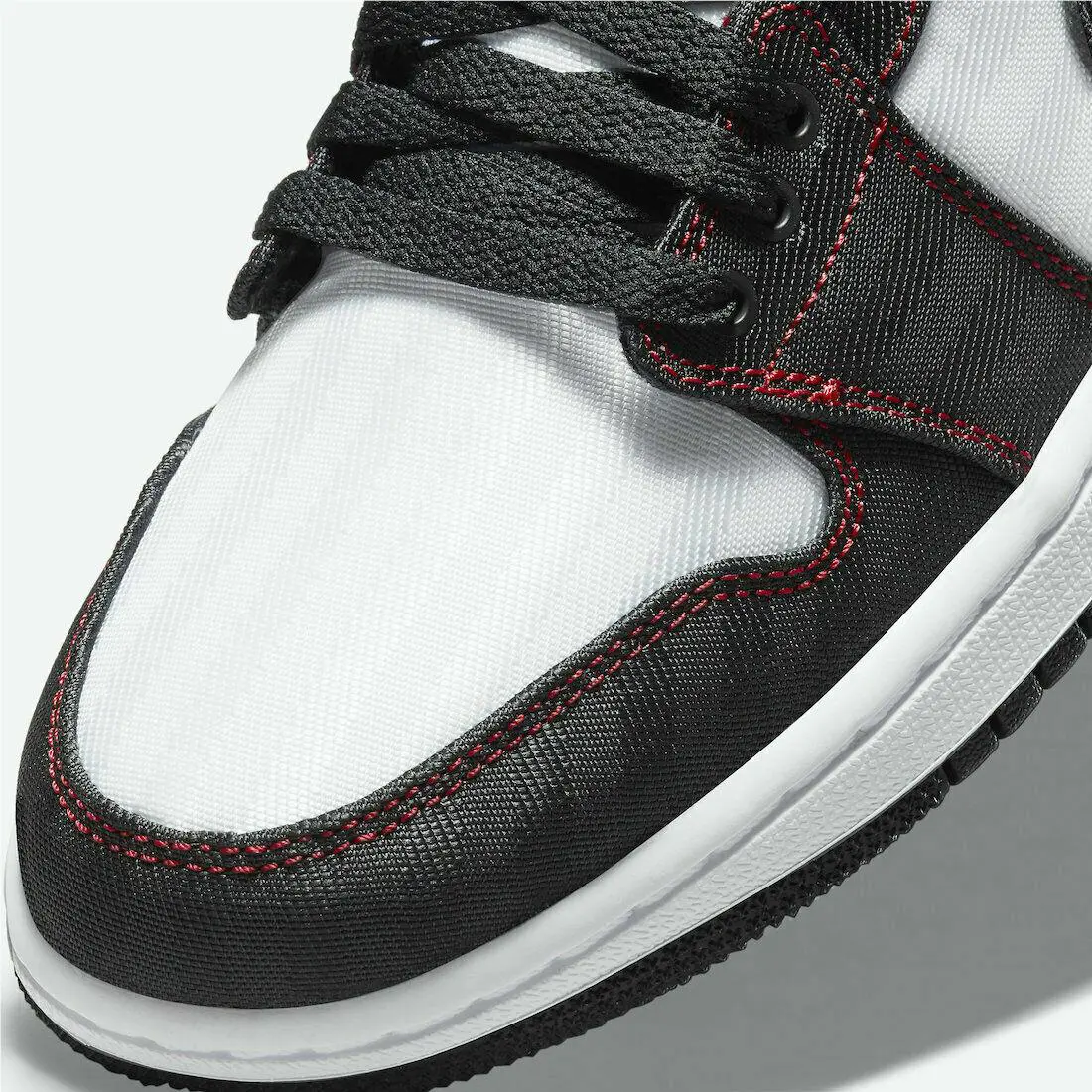 Nike shoes - Air Jordan 1 SE Low - DD9337 106 - Black 5