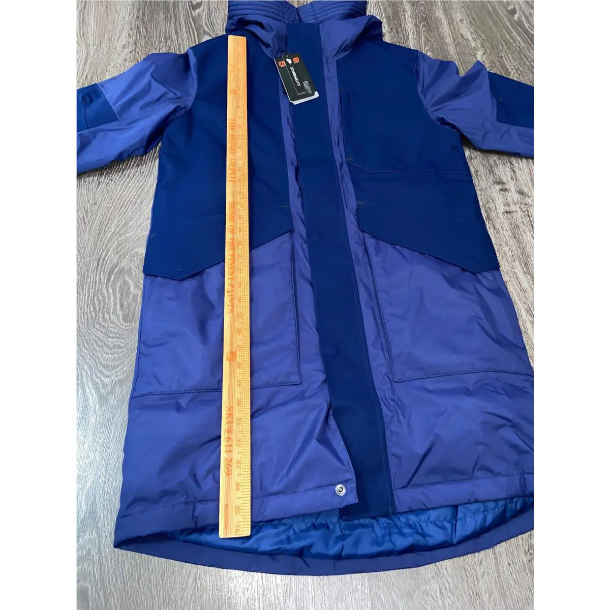 Nike clothing - Sportswear - Sportswear - Blue (UPC: 194494719293) 1