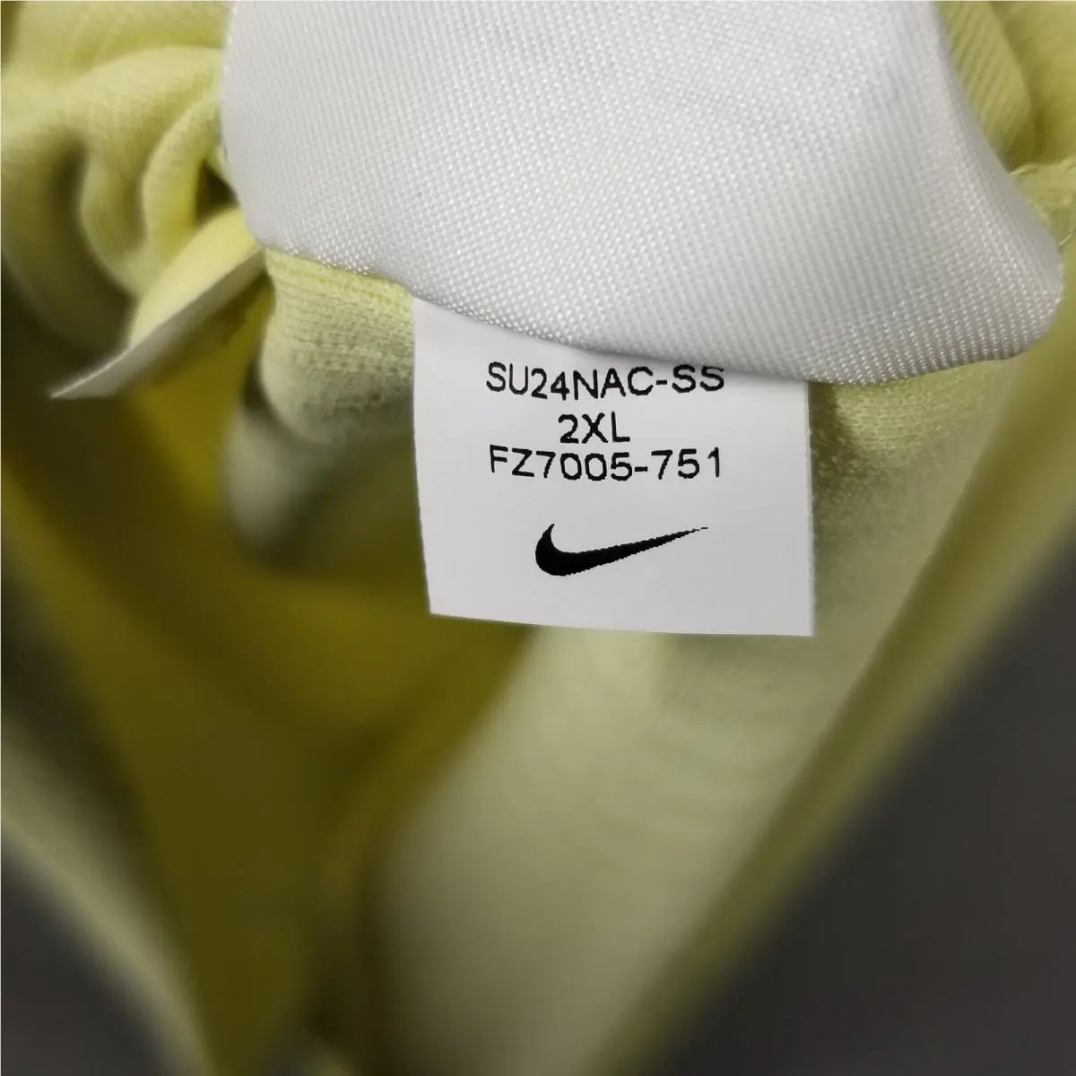 Nike clothing - Nike Dri-Fit - FZ7005-751 - Yellow 8