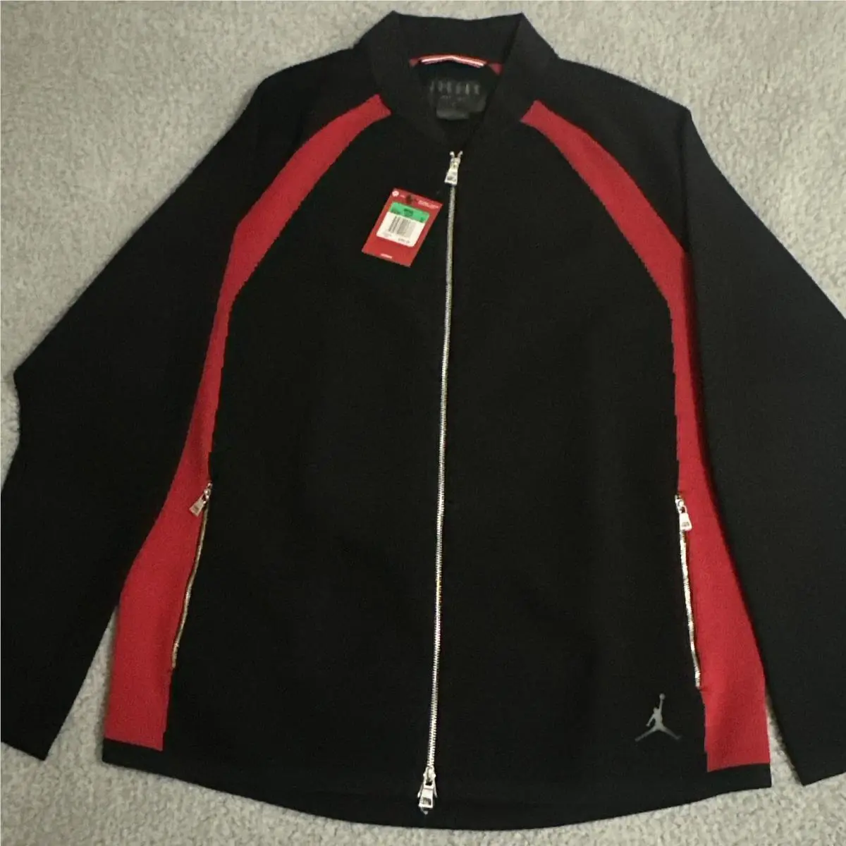 Nike clothing - SPORTSWEAR TECH - SPORTSWEAR TECH - 891291 - Black (UPC: 887229877602) 3