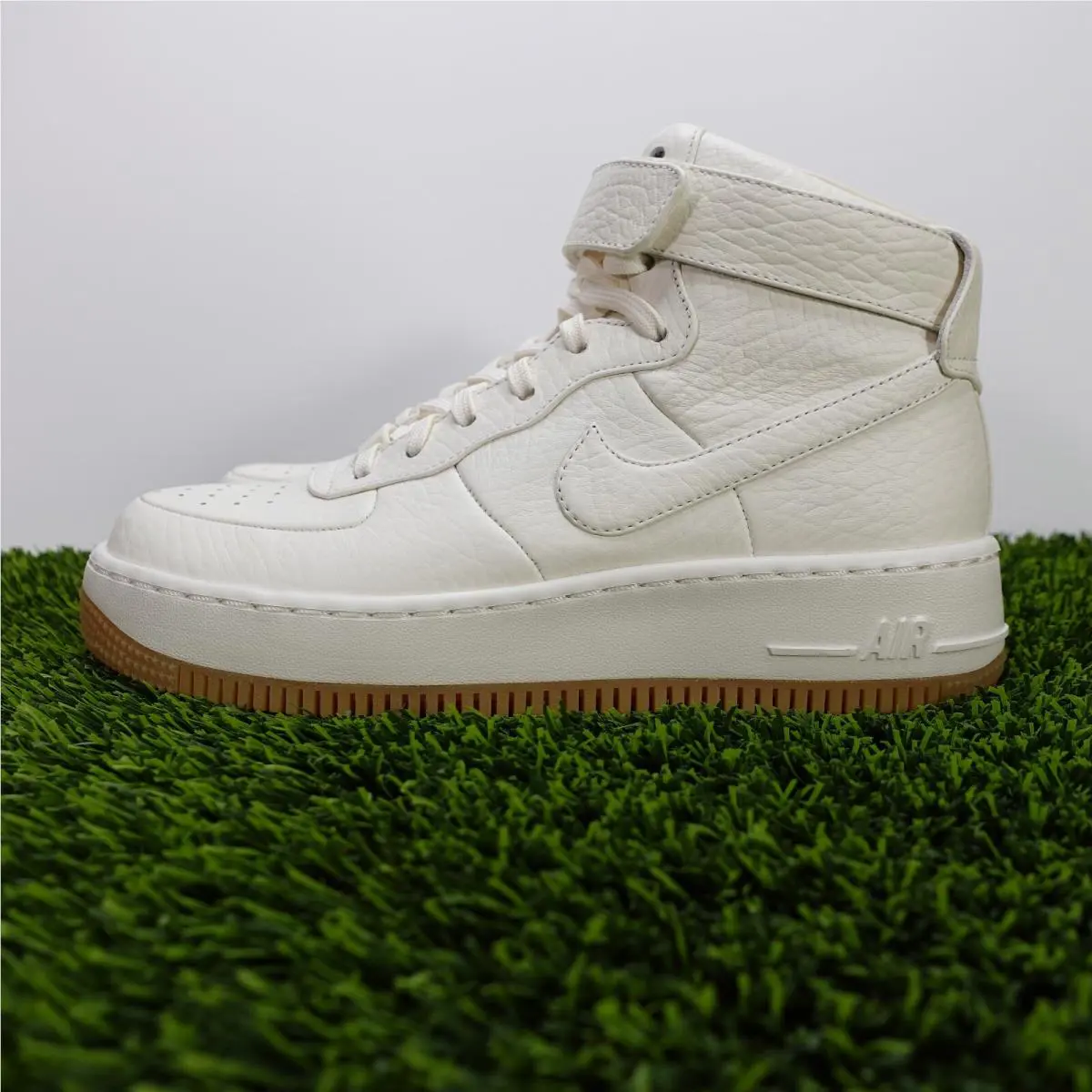 Nike Air Force 1 Upstep Hi Pinnacle Sail Gum Womens Shoes Size 8.5 857665-100