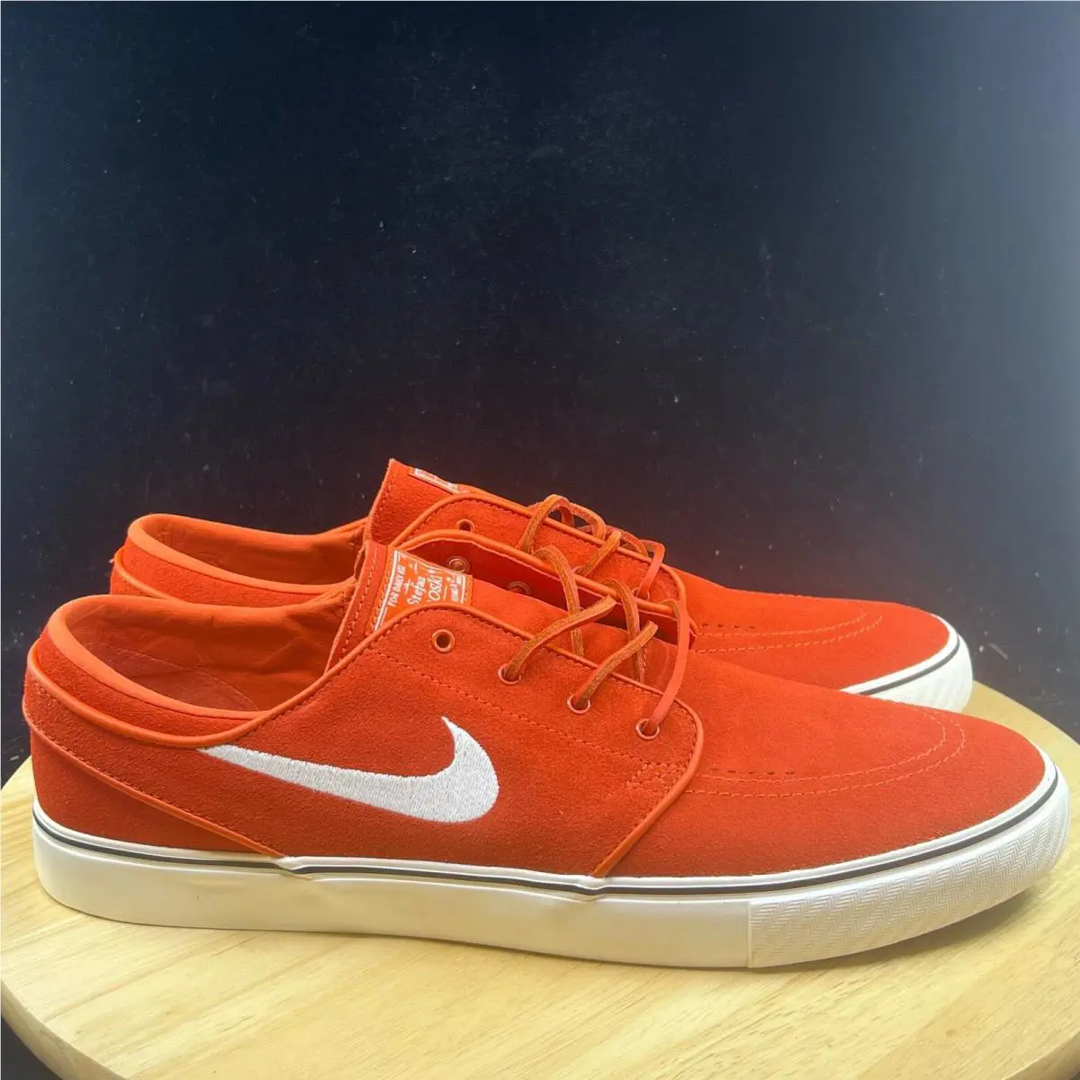 Nike shoes - Orange 3