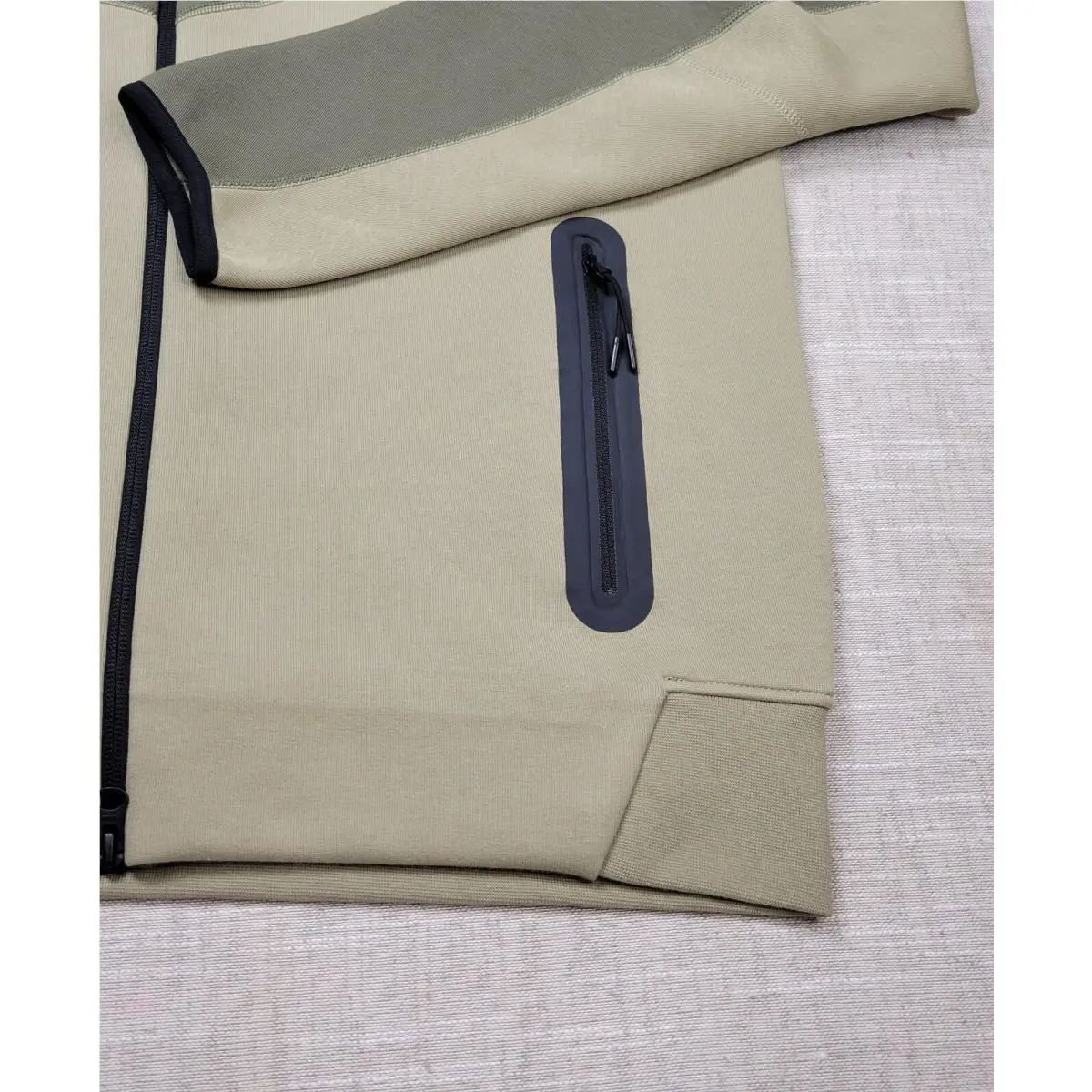 Nike clothing - FB7921-276 - FB7921-276 - Olive Green Black 3