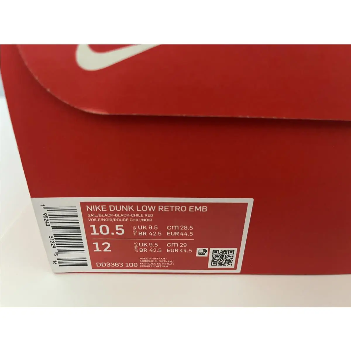 Nike shoes - Nike Dunks - Dunks - DD3363-100 - Red 1