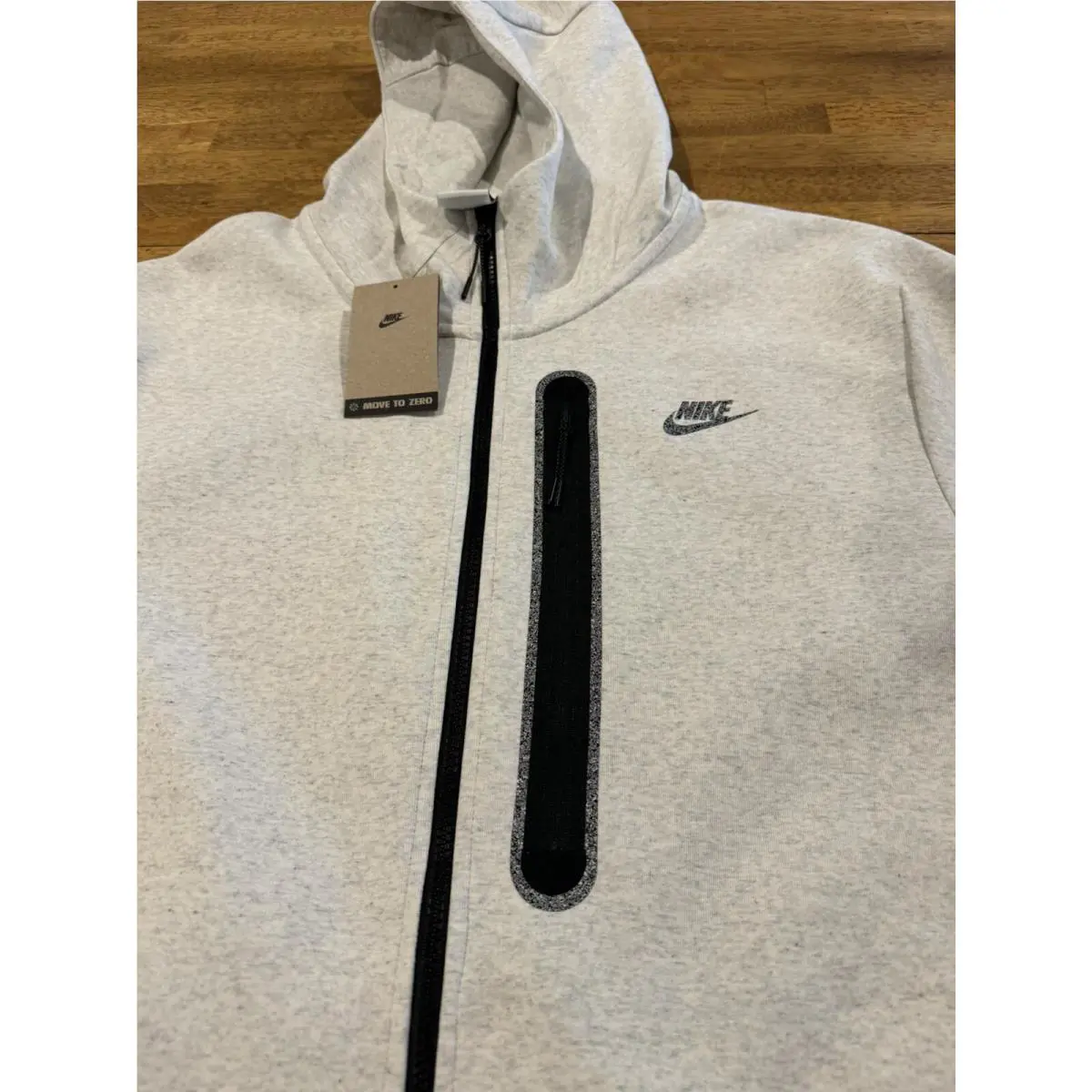 Nike clothing - DD4688 100 - Gray (UPC: 0195238959654) 0