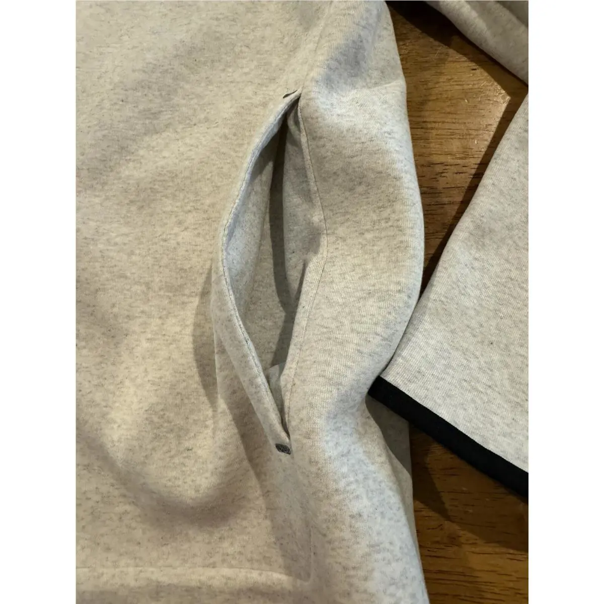 Nike clothing - DD4688 100 - Gray (UPC: 0195238959654) 4