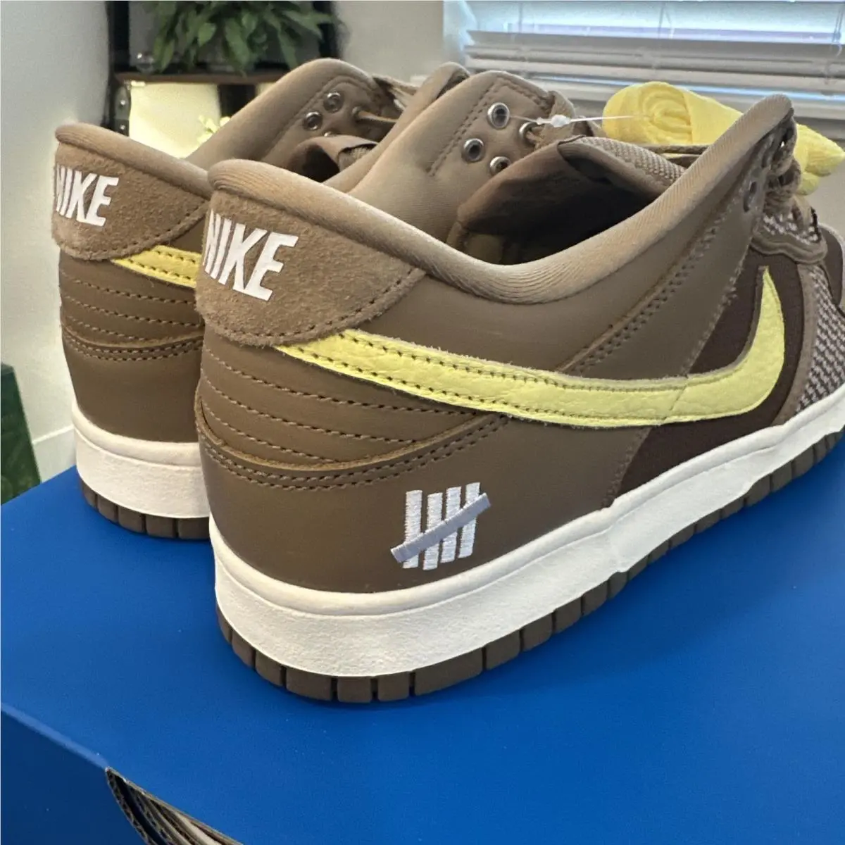Nike shoes - Nike Dunk Low - Dunk Low - DH3061-200 - Canteen 3