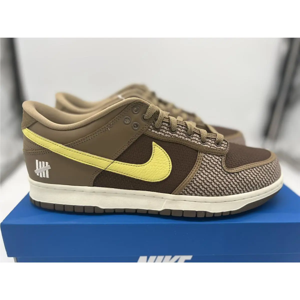 Nike shoes - Nike Dunk Low - Dunk Low - DH3061-200 - Canteen 1
