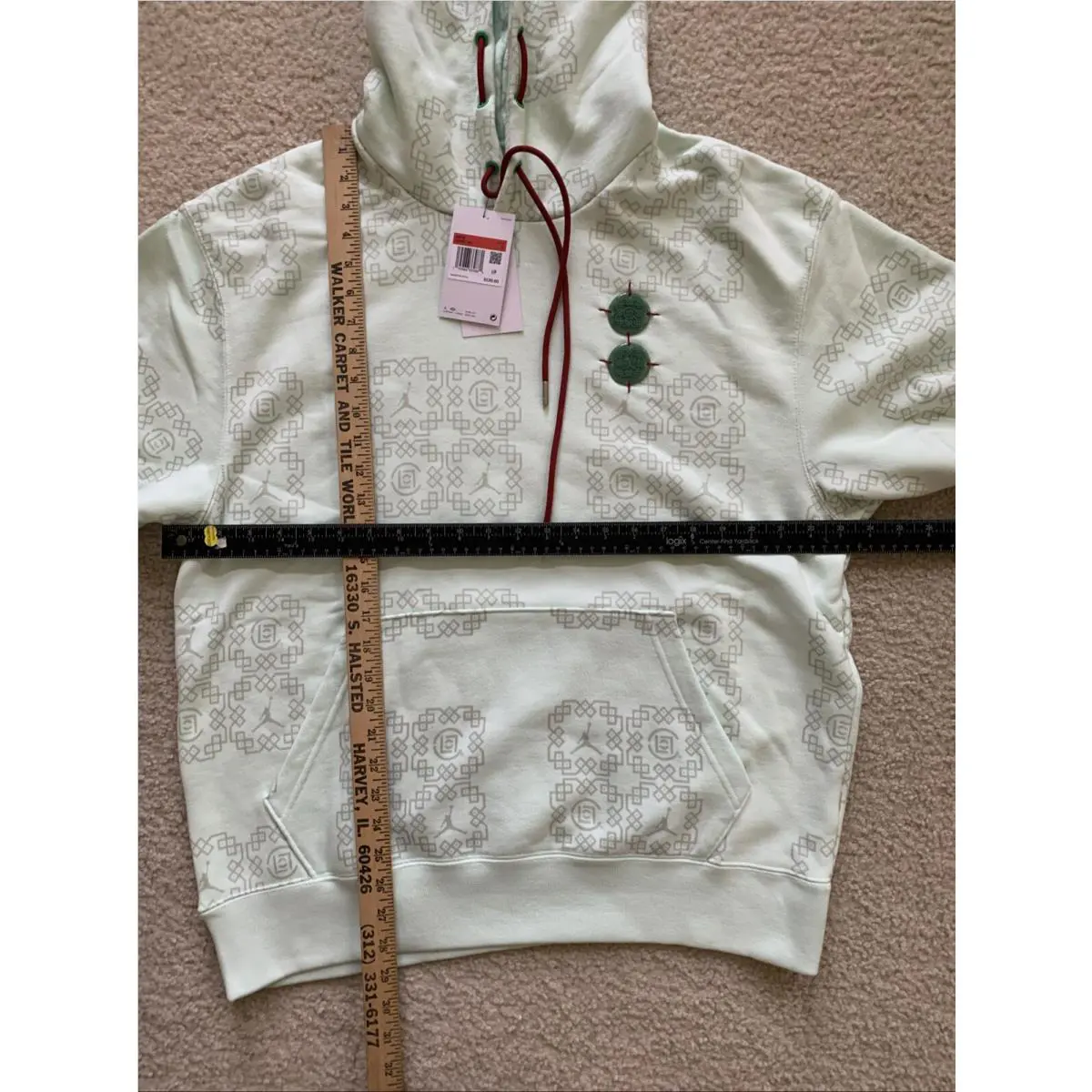 Nike clothing - Green (UPC: 195866339880) 12