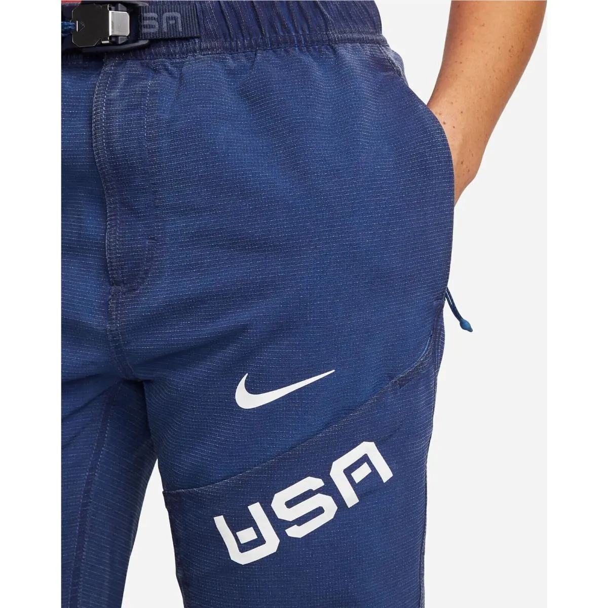 Nike clothing - Blue (UPC: 195244064717) 1