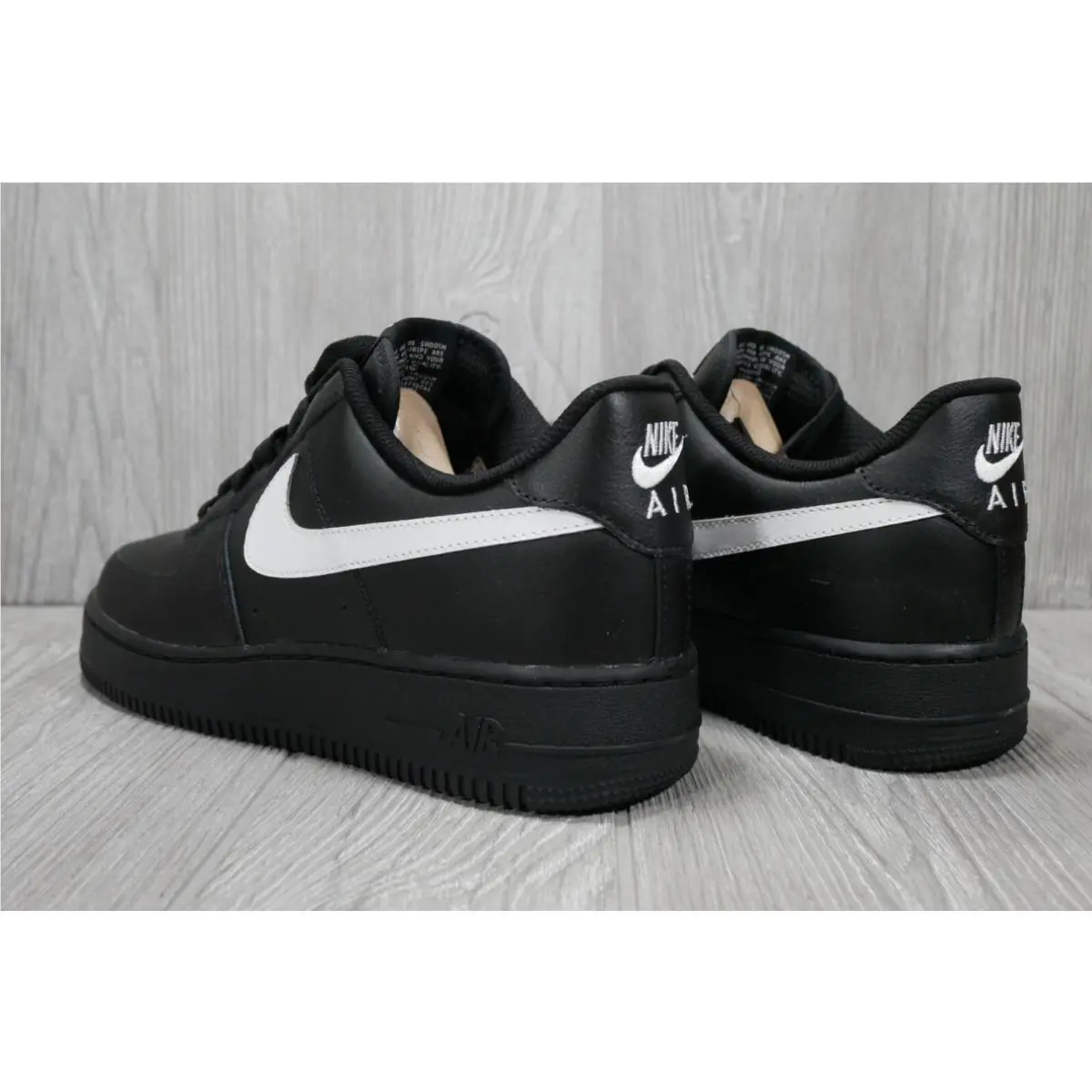 Nike shoes - Black 3