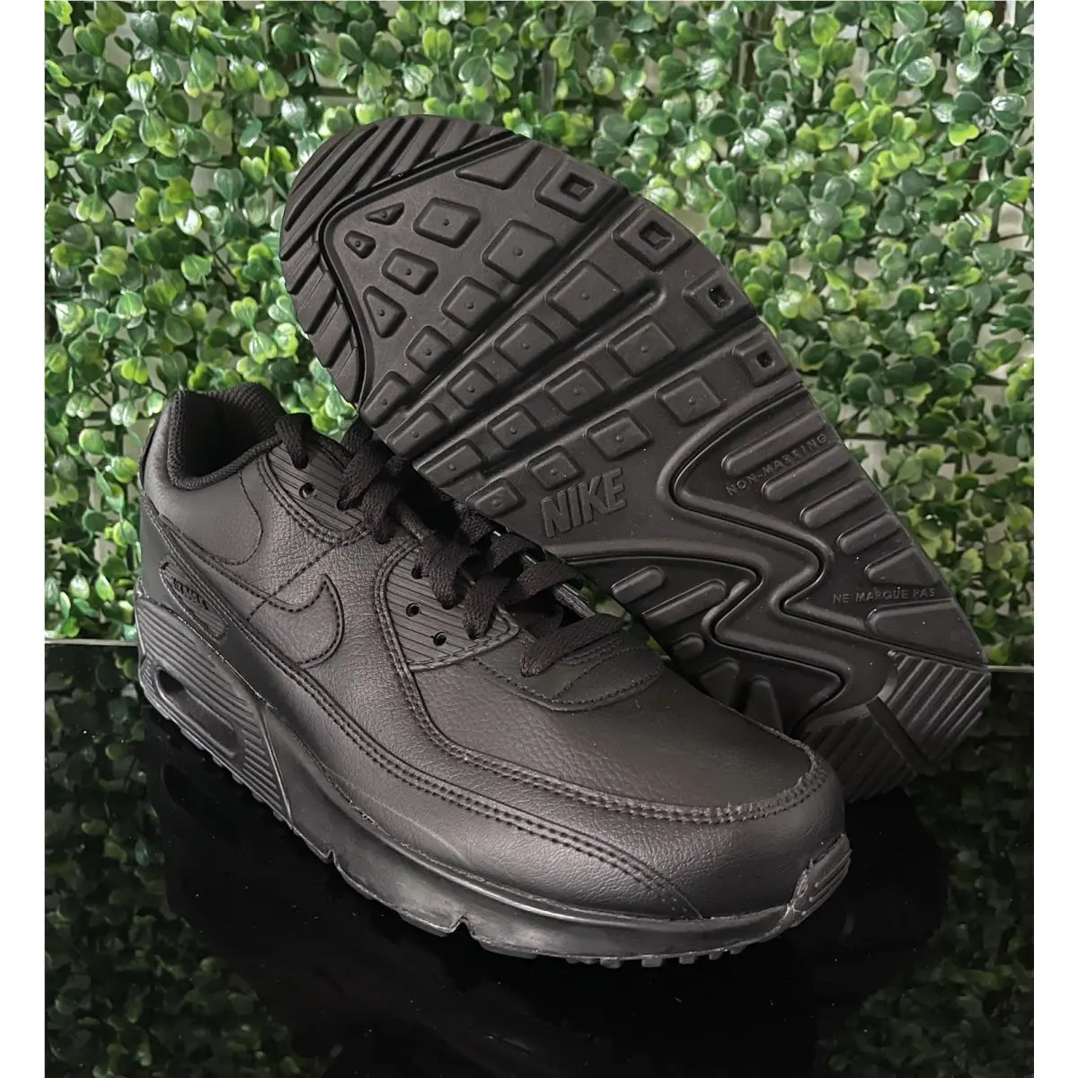 Nike shoes - Nike Air Max 90 GS - Black (UPC: 193654852177) 0