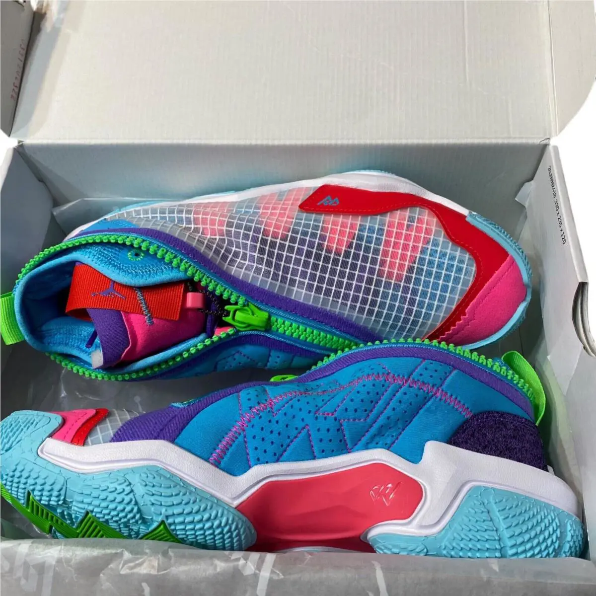Nike shoes - Air Jordan 6 - Air - DO7189 100 - Pink 0