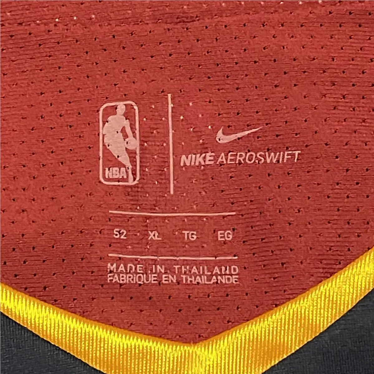 Nike clothing - Maroon 2