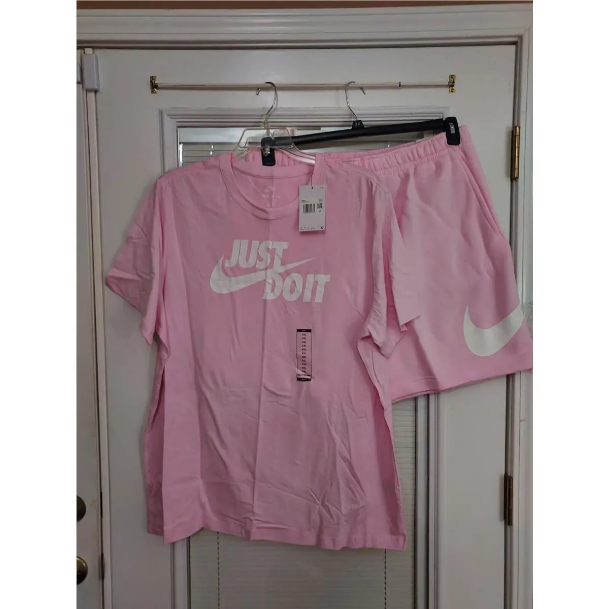 Nike clothing - Pink 11