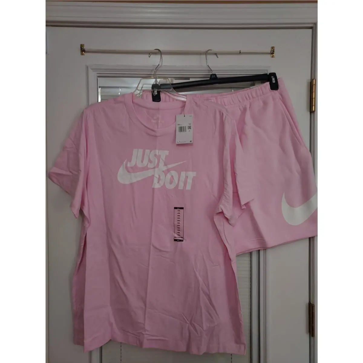 Nike clothing - Pink 2