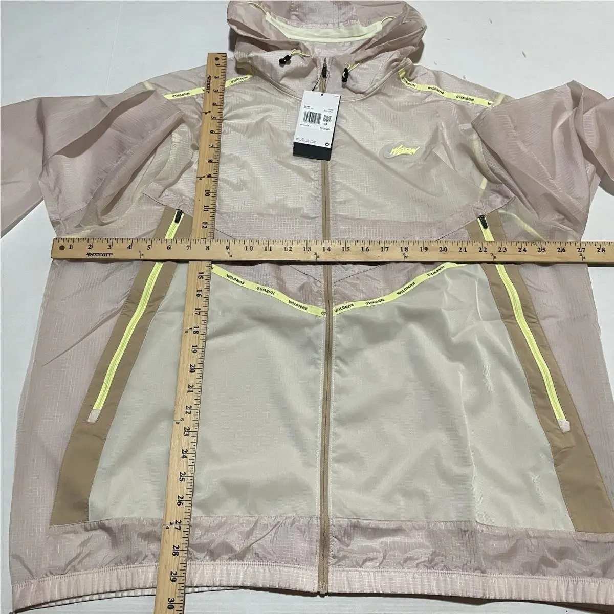 Nike clothing - Nike Repel Wild Run Windrunner - DD5391292 - Beige, Salmon, Neon 3