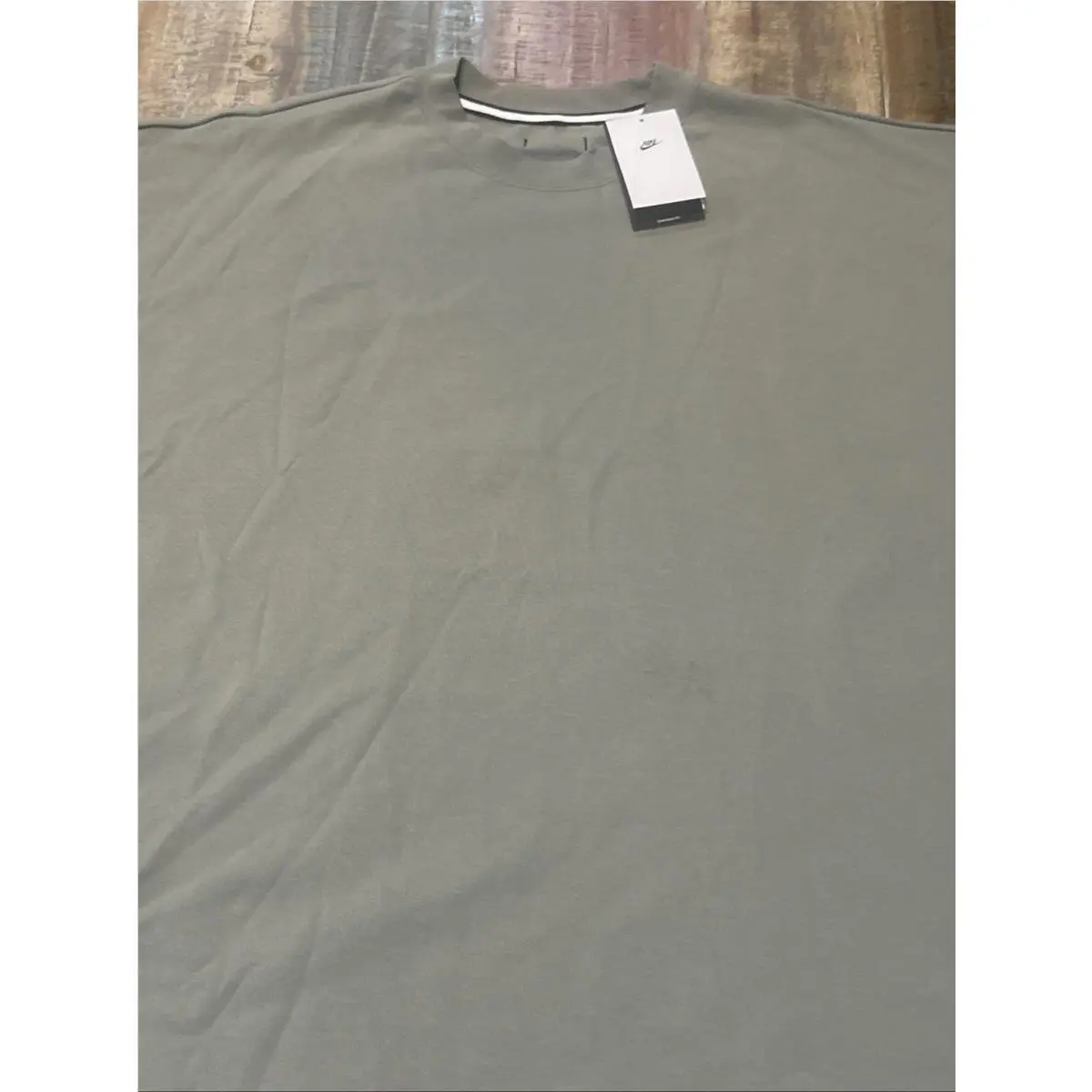 Nike clothing - Green 1