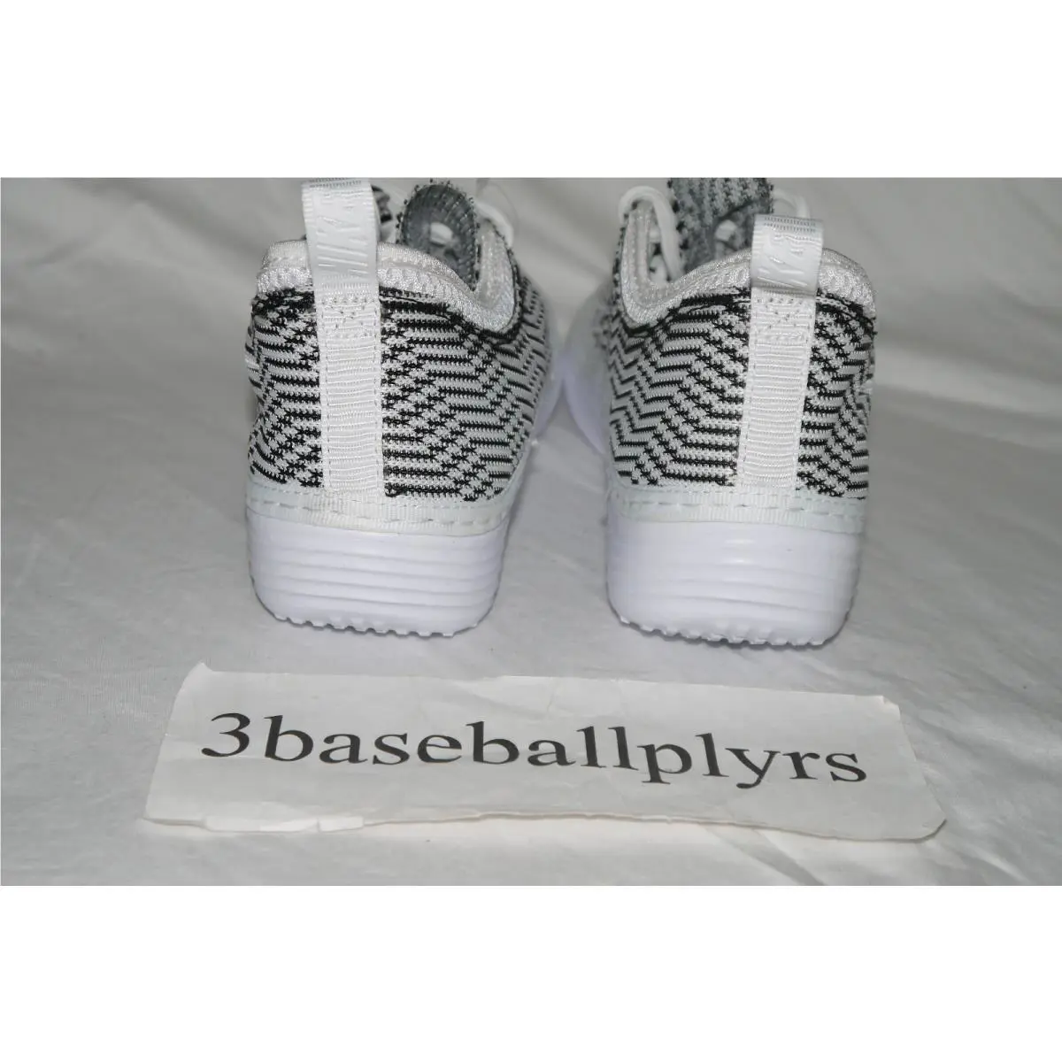 Nike shoes - White 5