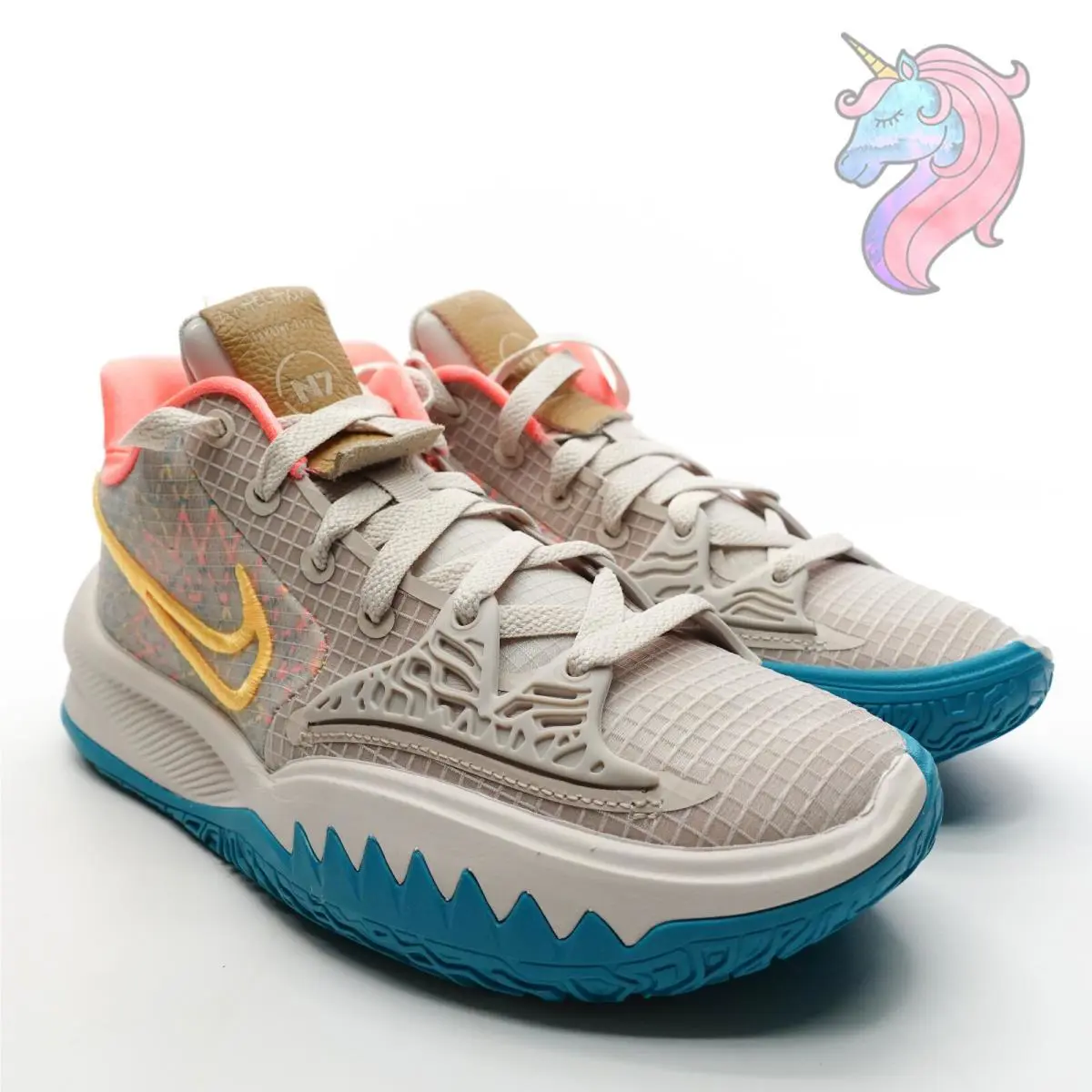 Nike shoes - Nike Kyrie 4 - Kyrie - CW3985005 - Beige 10