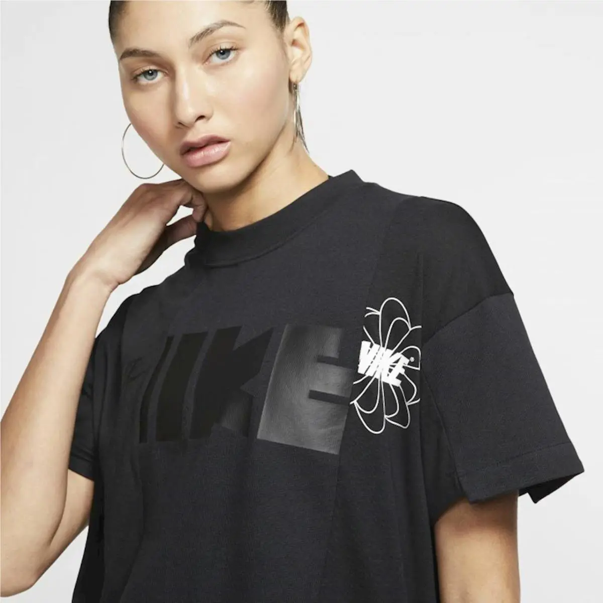 Nike clothing - Black (UPC: 192501907732) 0