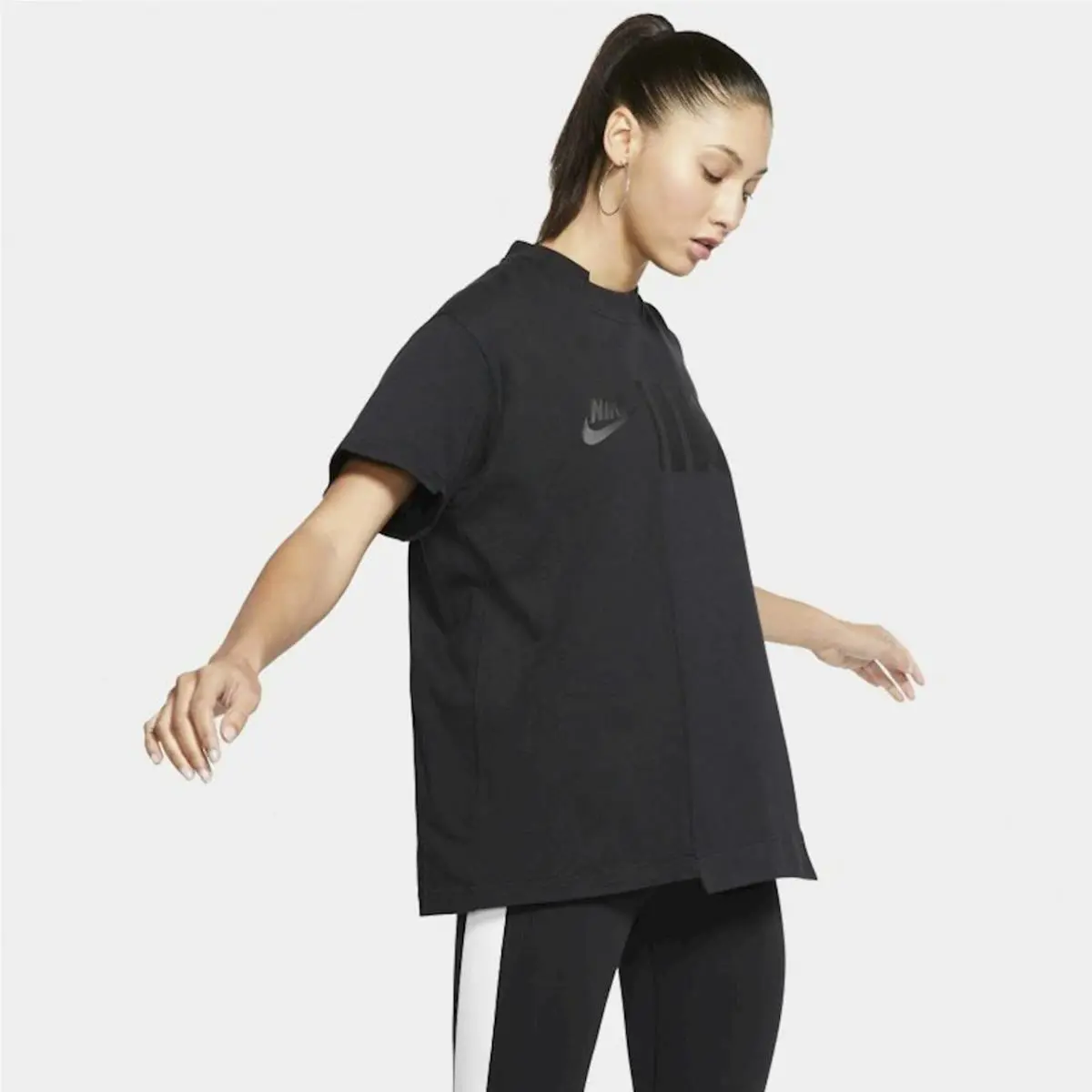 Nike clothing - Black (UPC: 192501907732) 1